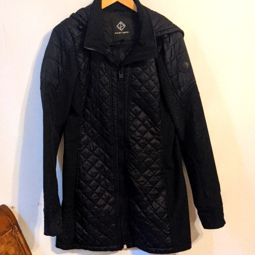 Black Point Zero Hooded Jacket/Coat